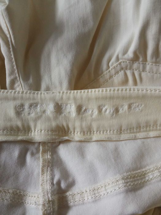 Gerry Weber Roxy spodnie 6/8 elastyczne  r 42R pas 84-90