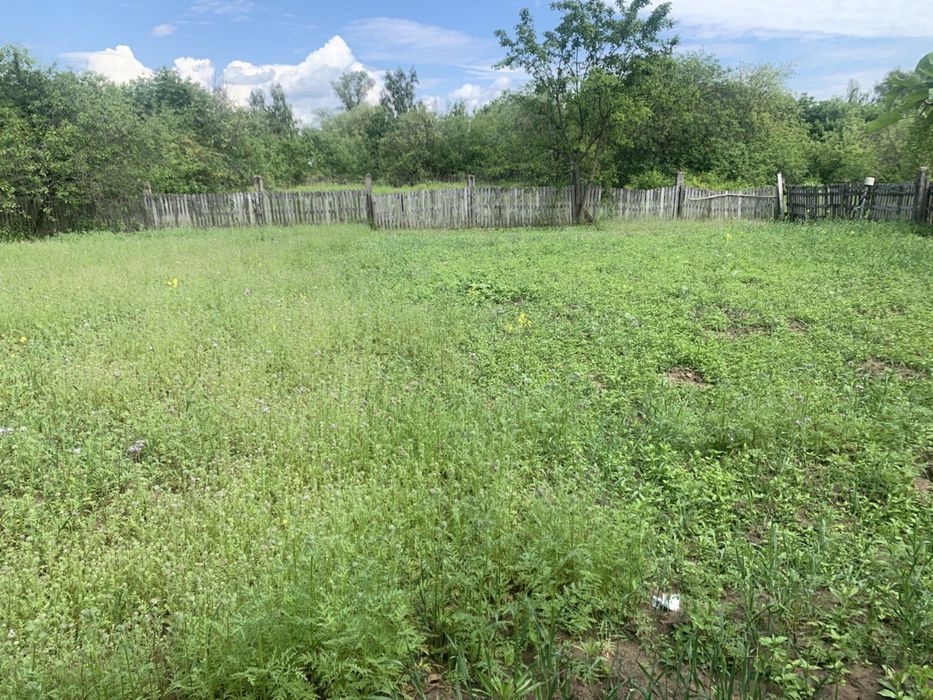 Продам участки за зазом по трасе квитневе