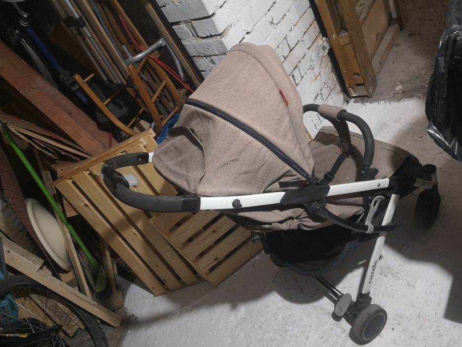 Wózek spacerowy carrello tanio mały po złożeniu lekki