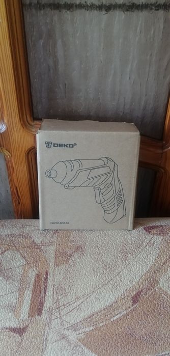 Электро отвёртка Деко на аккумуляторе. Новая