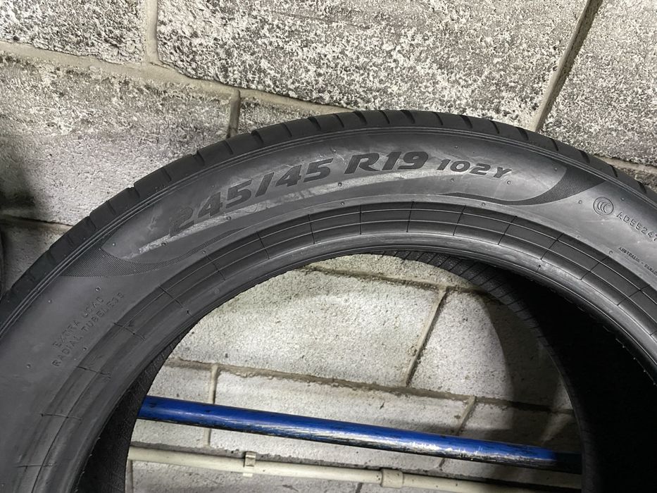Літні шини 245/45 R19 (102Y) PIRELLI