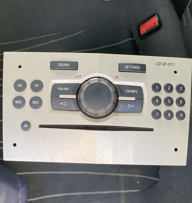 Rádio a funcionar Opel Corsa D