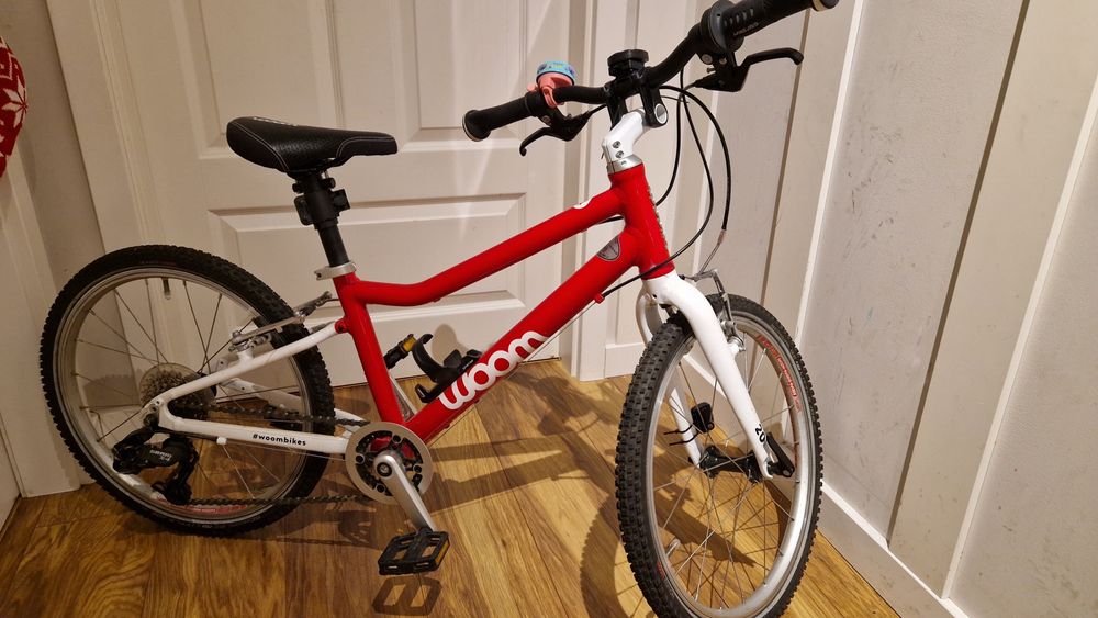 Rower Woom 4 czerwony