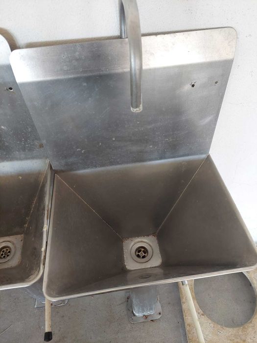 Lavatório industrial em inox