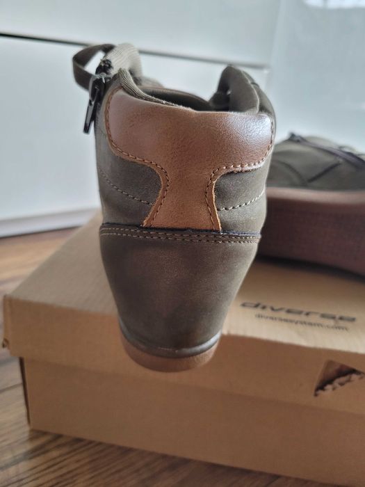 Sneakersy Diverse rozm 36 khaki stan bdb