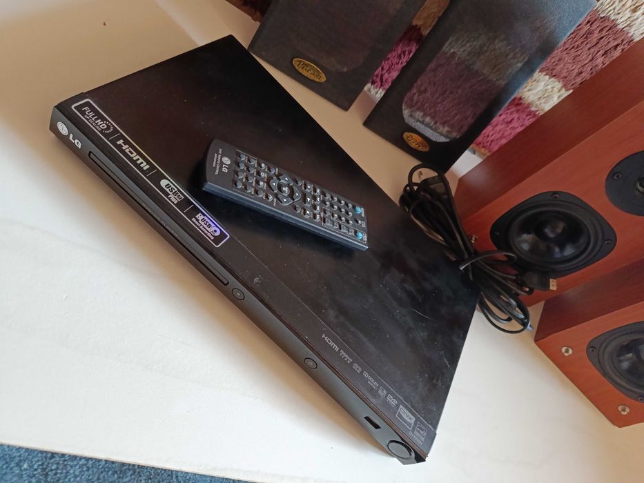 CD DVD FullHD HDMI LG pilot kabel