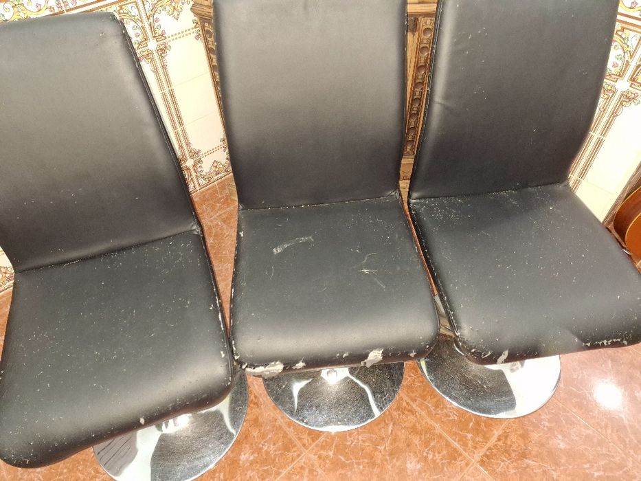 6 cadeiras de sala giratórias em razoável estado