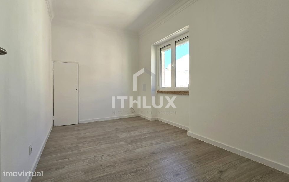 Apartamento T2 com 2 WC -Remodelado com vista rio na Graça