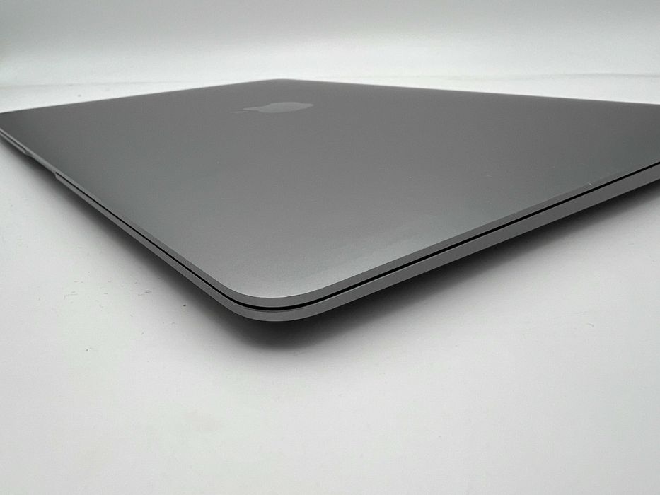 Apple Macbook Air | M1 | 8GB | 256GB | liczba cykli 83