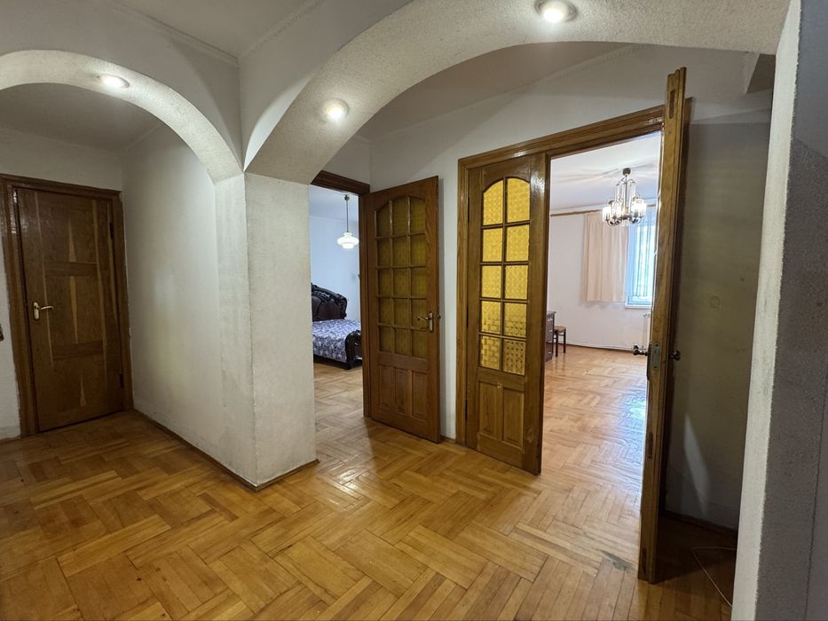 3 кімнатна квартира продаж 90м2