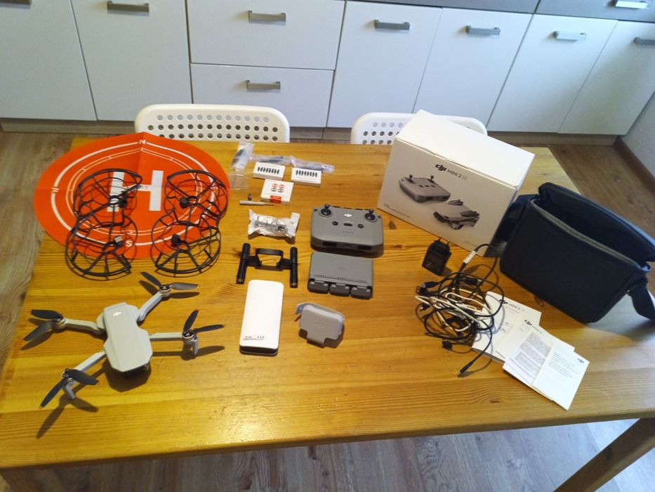 Dron DJI Mini 2 SE FLY MORE COMBO Super zestaw