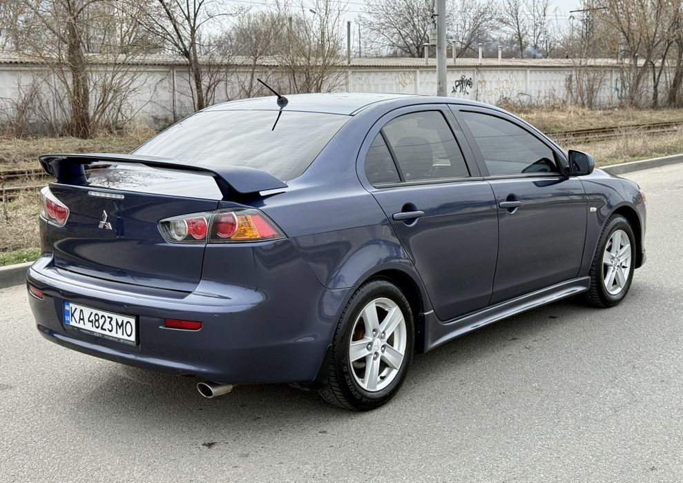 Mitsubishi Lancer X 10