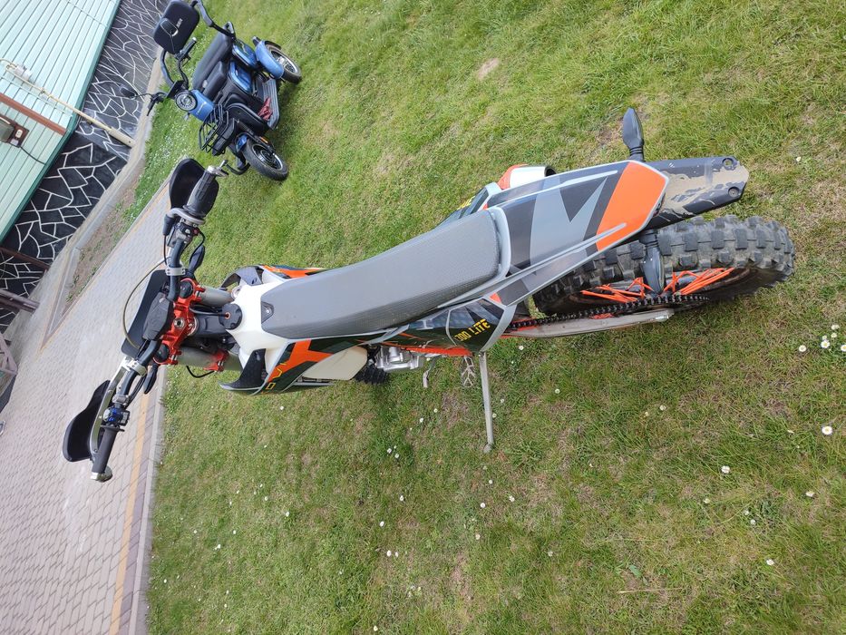 Продам мотоцик Кові Лайт 300