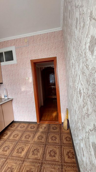 Продам 3-кімнатну квартиру. Вул.Київська,15.