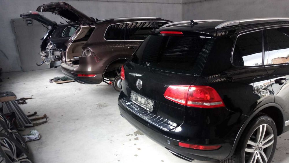 Кузов четверть часть кузова бочина порог Volkswagen Touareg NF 7P