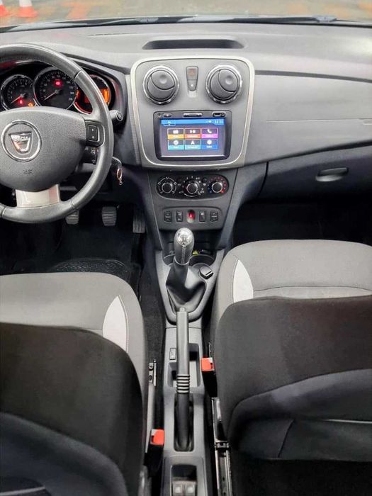 Dacia Sandero Stepway 1.0 Gasolina – 2016 – 82.700 km – Impecável