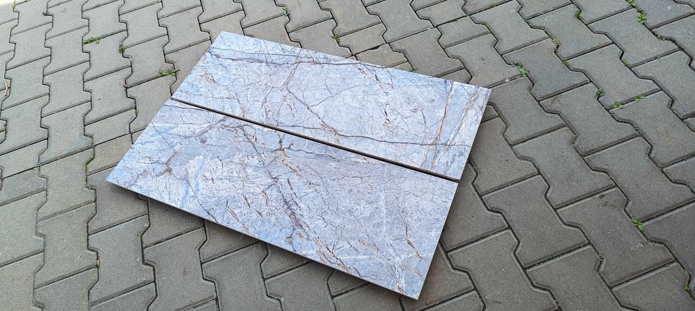 Glazura ścienna błyszcząca Wyprzedaż Azzardo Verde 30x90x8 Gat.1