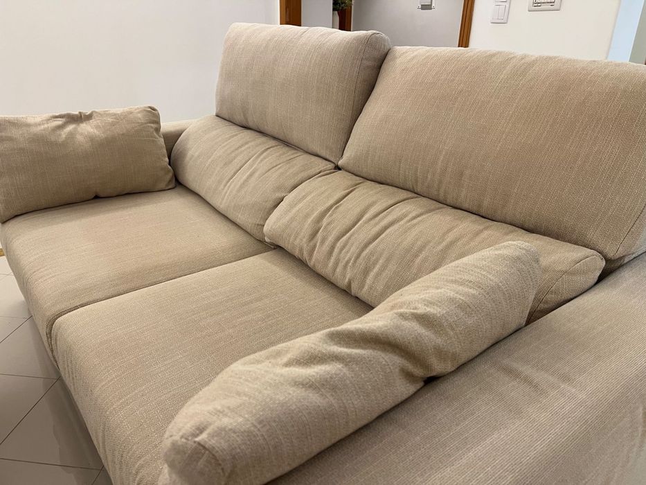 Sofá + Pousa pés IKEA