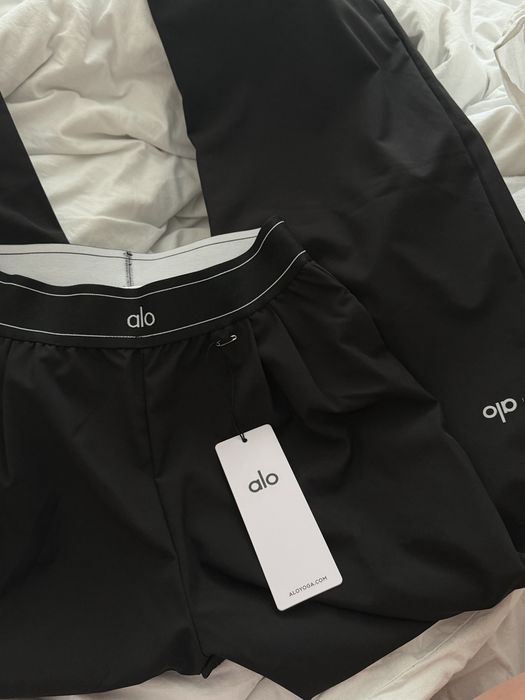 ALO YOGA оригінал