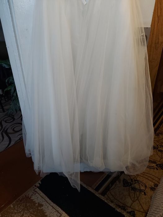Продам весільне плаття.