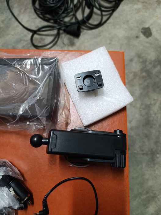 Reprodutor multimedia para carro