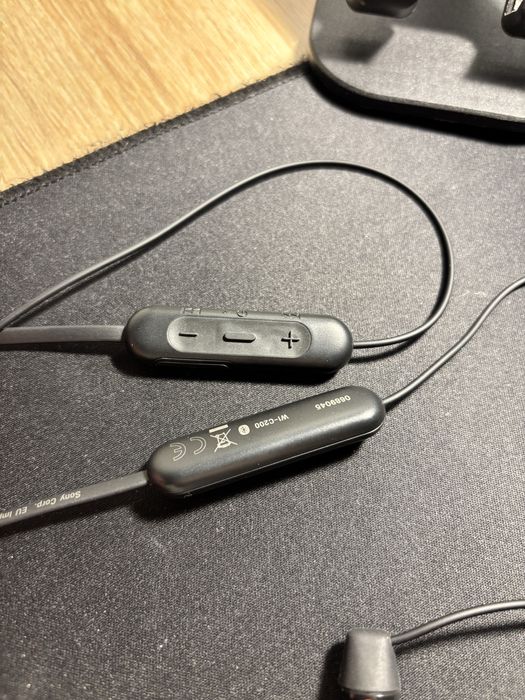 Sony WI-C200 Słuchawki