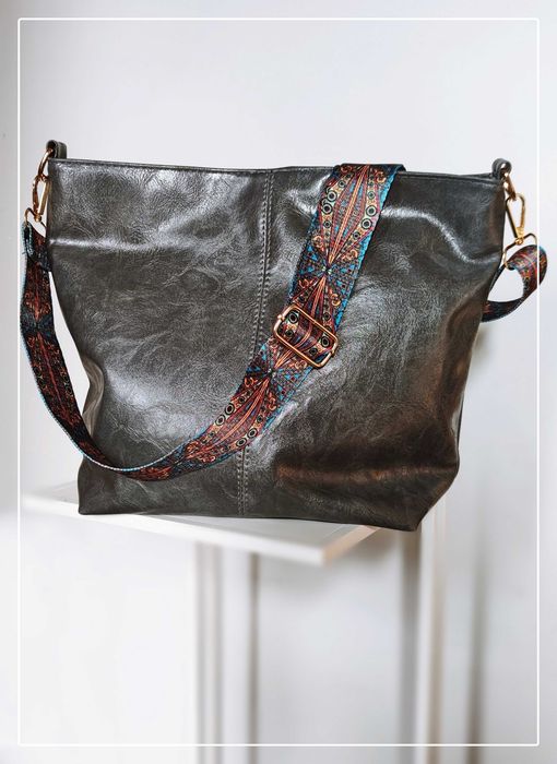 Torba retro casual + bordowa sukienka
