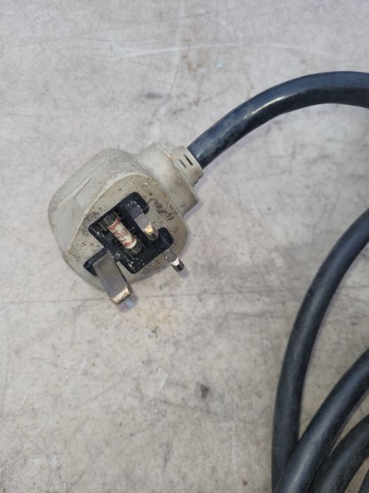 Зарядка Type 2 Nissan Leaf Европа