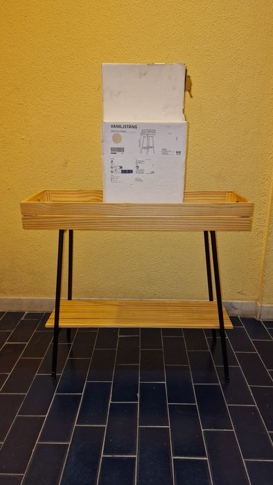 Floreira / Mesa multiusos