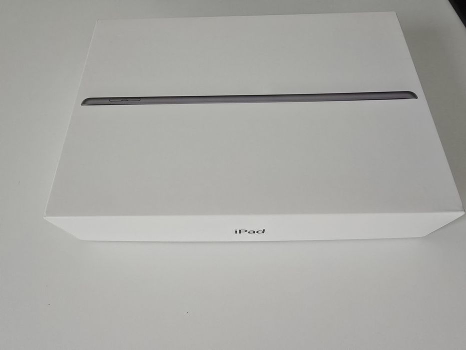 Apple iPad 9 generacji, super stan, ekran 10.2 cala, 64 GB pamięć