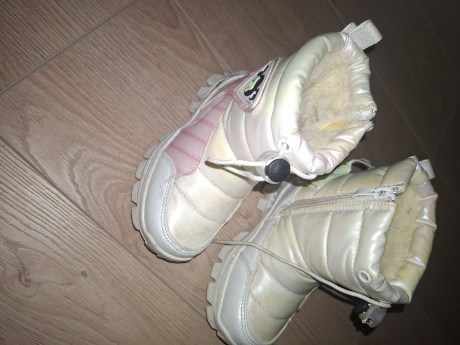 Чобітки зимові на дівчинку