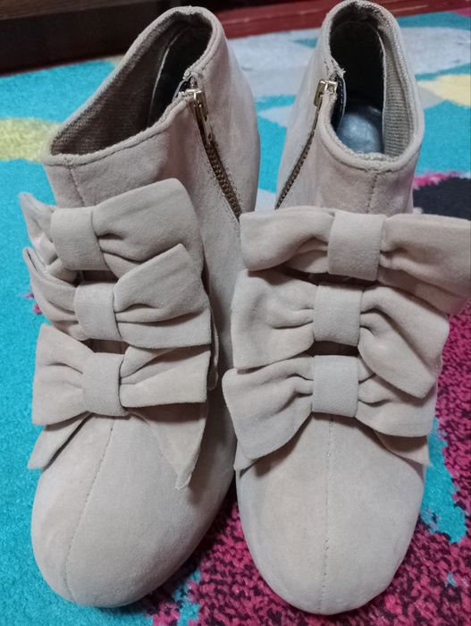 Сапожки з каблуком вельветові