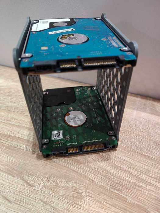 Stand organizer półka na dyski HDD 2,5 cala / SSD