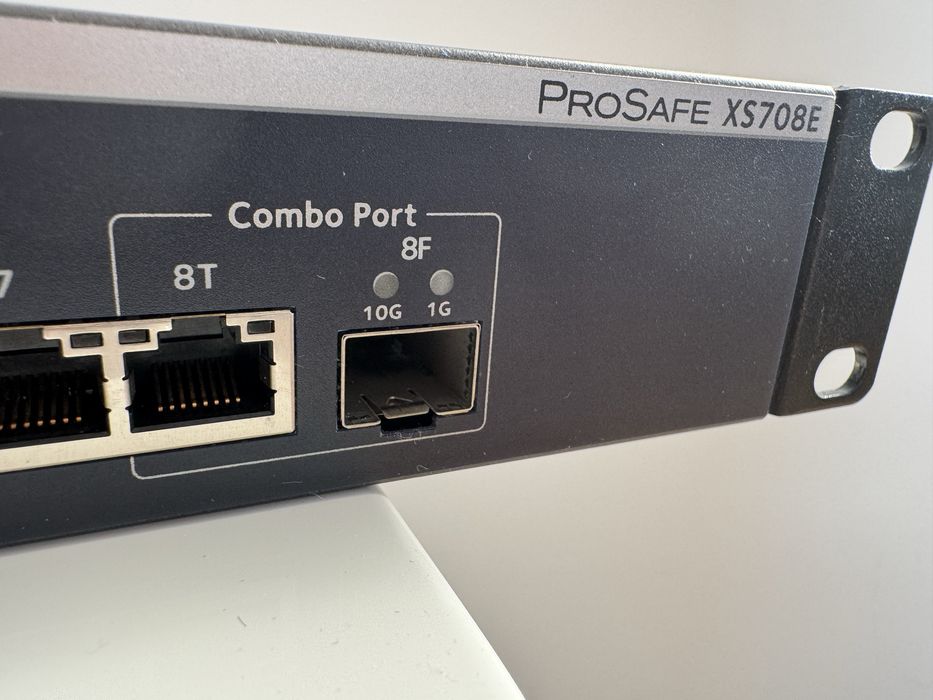 Netgear ProSafe Switch 8p XS708E (8x 10Gbit, 1xCombo SFP+)