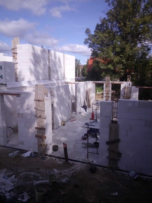 Budowy Domów. Dachy.