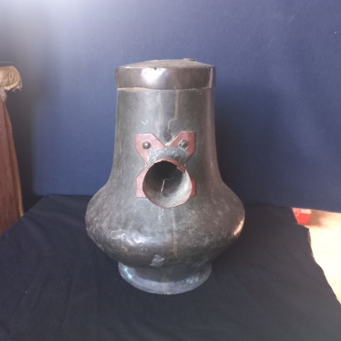 Chocolateira vintage em cobre