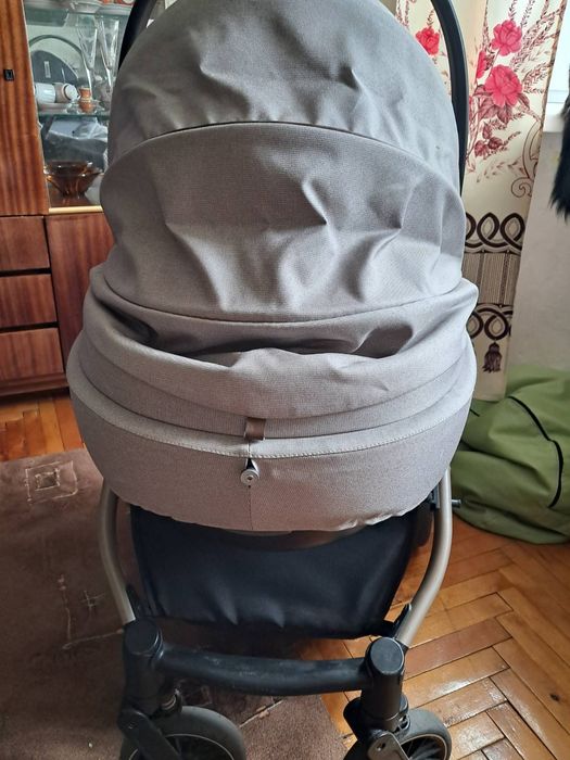 Продам коляску 2 в 1 shicco
