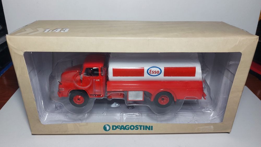 Camião cisterna MAN 626 H Esso