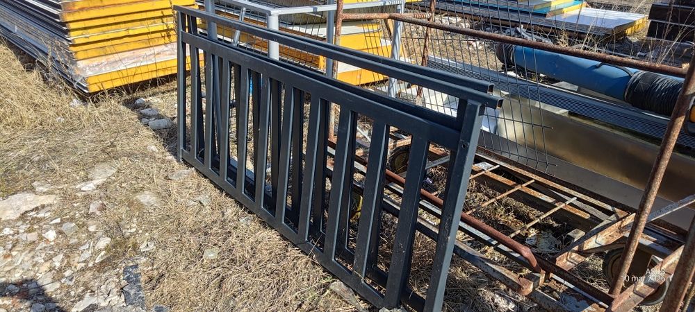 Balustrada do domu lub firmy