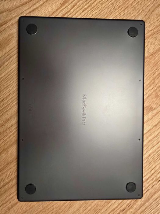 Macbook Pro 16' M3 PRO 36gb