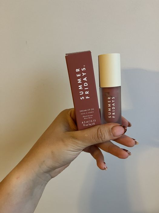 Nowy summer fridays dream lip oil w odcieniu blush dreams