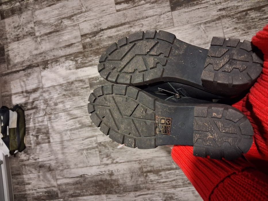 Ботфорди шкіряні