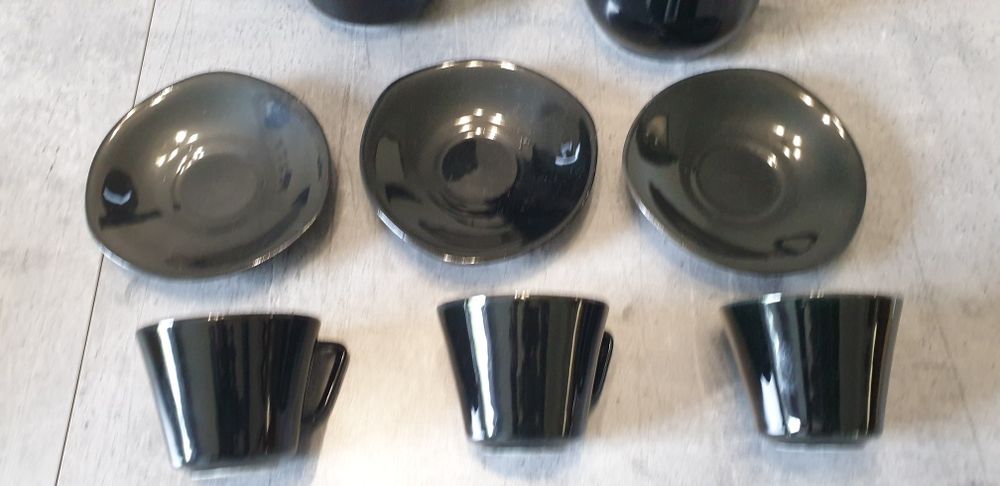 Serwis kawowy czarna porcelana