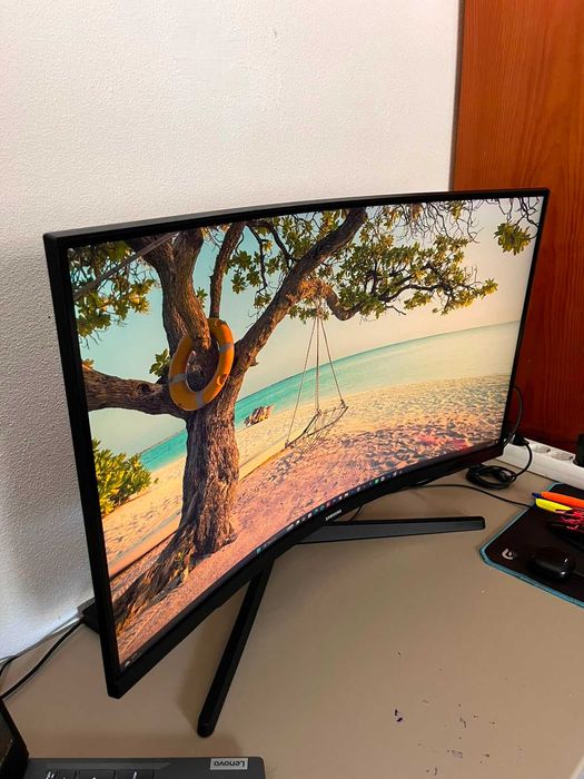 Samsung Odyssey G5 32" Curvo WQHD 144Hz - Caixa Original / Venda rápida