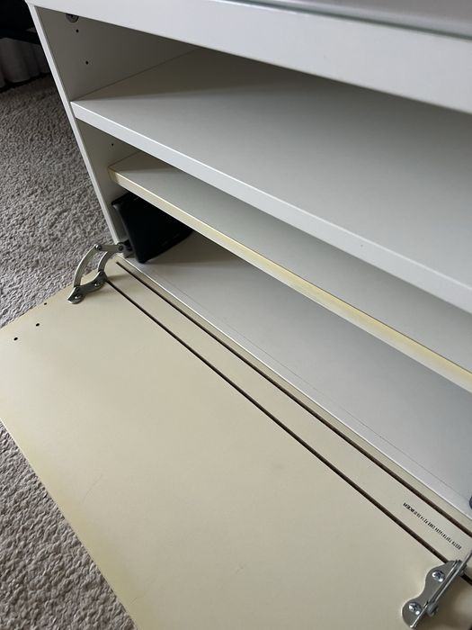 Móvel TV BESTA usado