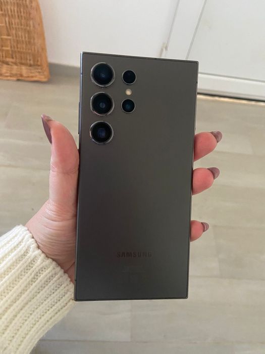 Samsung S24 ultra c/ garantia 12 meses