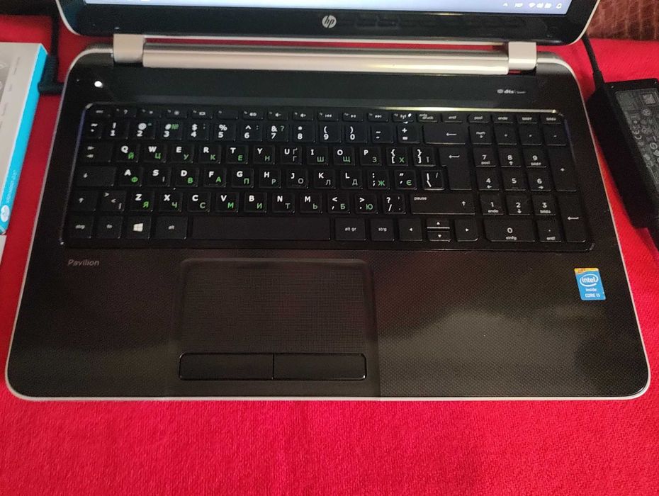 HP Pavilion 15-n з Windows 11 i HP SSD S650 240GB(новий)