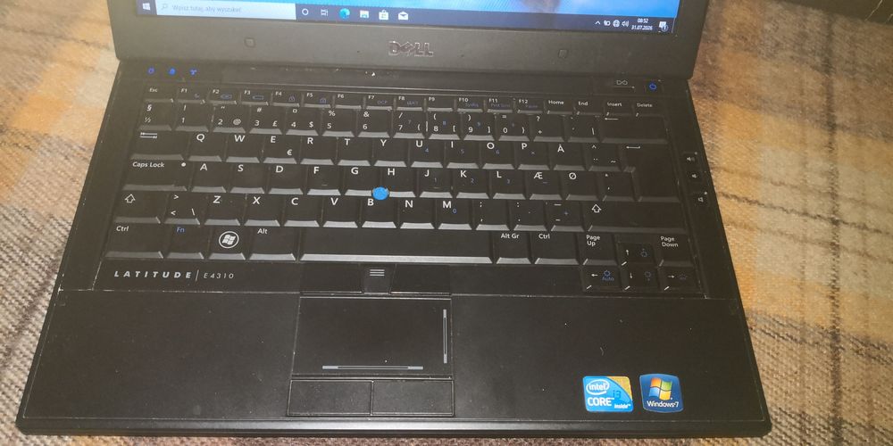 13,3 intel i3 E4310
