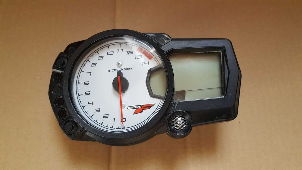 Gsx650f set rura kolektor sterownik zabierak zebatka łancuch os 08-