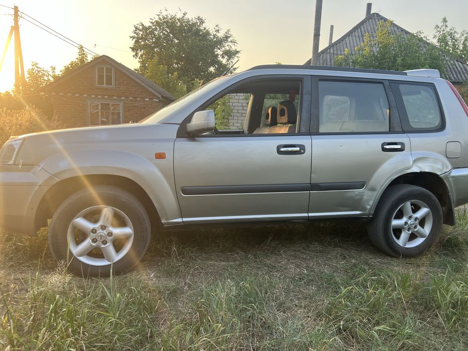 Nissan X Trail T30